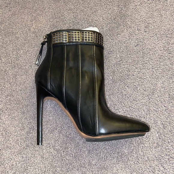 L.A.M.B. Troy Leather Boot - Picture 3 of 6